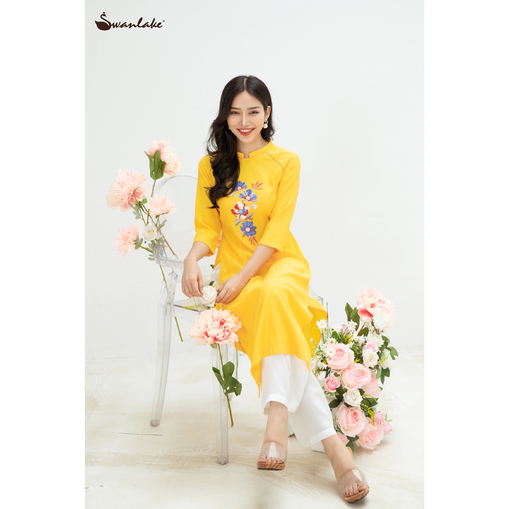 Áo dài, Áo kiểu, Thời trang nữ, Áo Dài Lụa Taffeta Thêu Hoa Ngày Tết, Mã hàng: L08572LW01