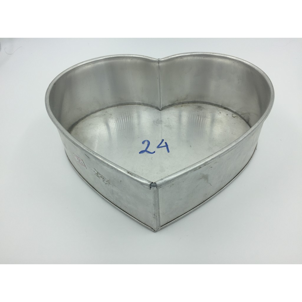 Khuôn bông lan tim đế rời đường kính từ 14-24cm