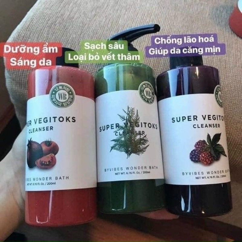 Sữa rửa mặt rau củ Wonder Bath Super Vegitoks Cleansing thải độc hiệu quả chai 300ml - CO035