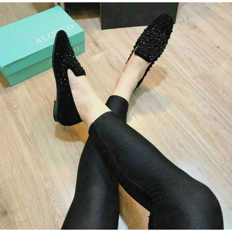 Giày lười slipon đế bệt đính đá