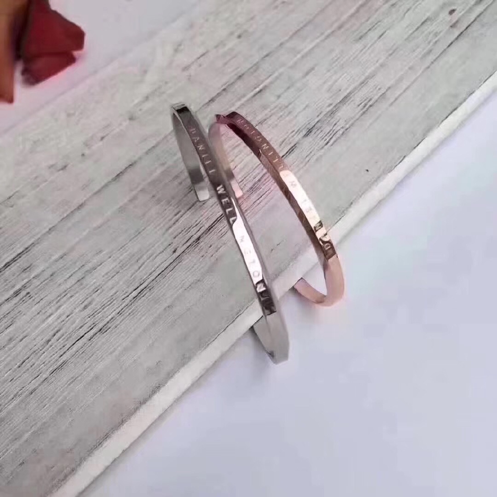 Vòng Đeo Tay Thời Trang | BigBuy360 - bigbuy360.vn