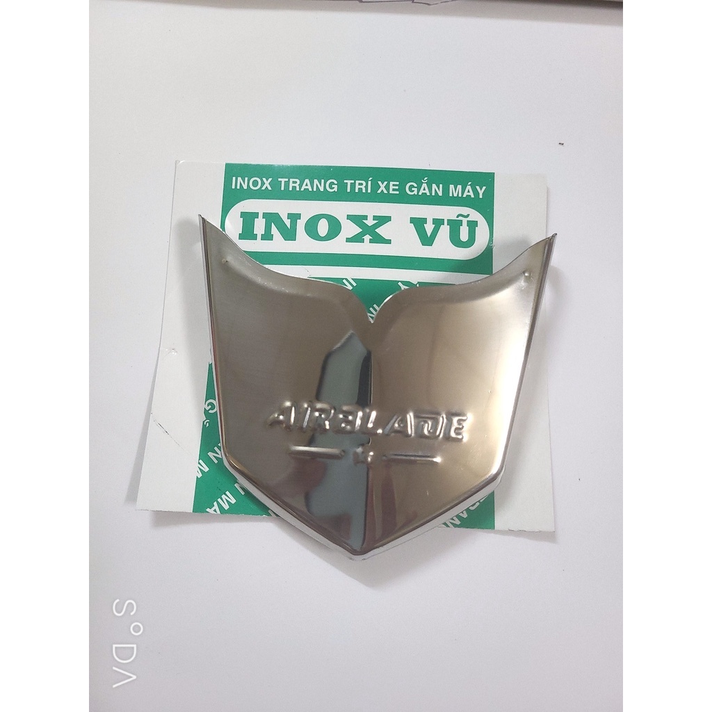 Combo Ốp dè INOX xe Airblade 2016-2019 + 1 logo titan HONDDA giá 1 cặp tại xưởng INOX Vũ