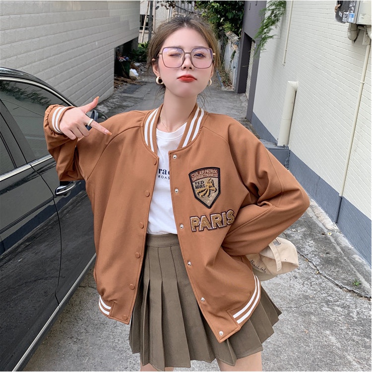 Áo Bomber nâu nữ Paris 🦋 Áo Khoác Ulzzang nữ dáng rộng thêu Logo ngực cúc  bấm 🦋 | BigBuy360 - bigbuy360.vn