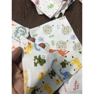 Combo 10 Yếm Cotton cài nút cho bé