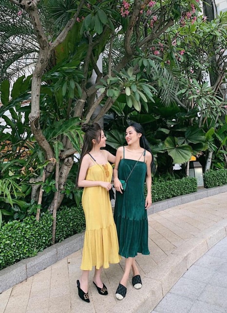 Váy xếp ly