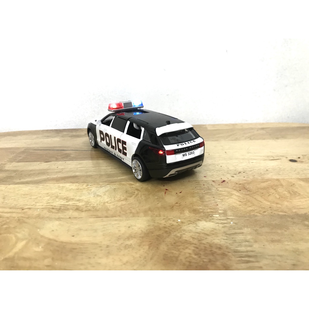 Mô hình xe cảnh sát Range Rover SVAutobiography Limo 2020 _ Tỷ lệ 1:32