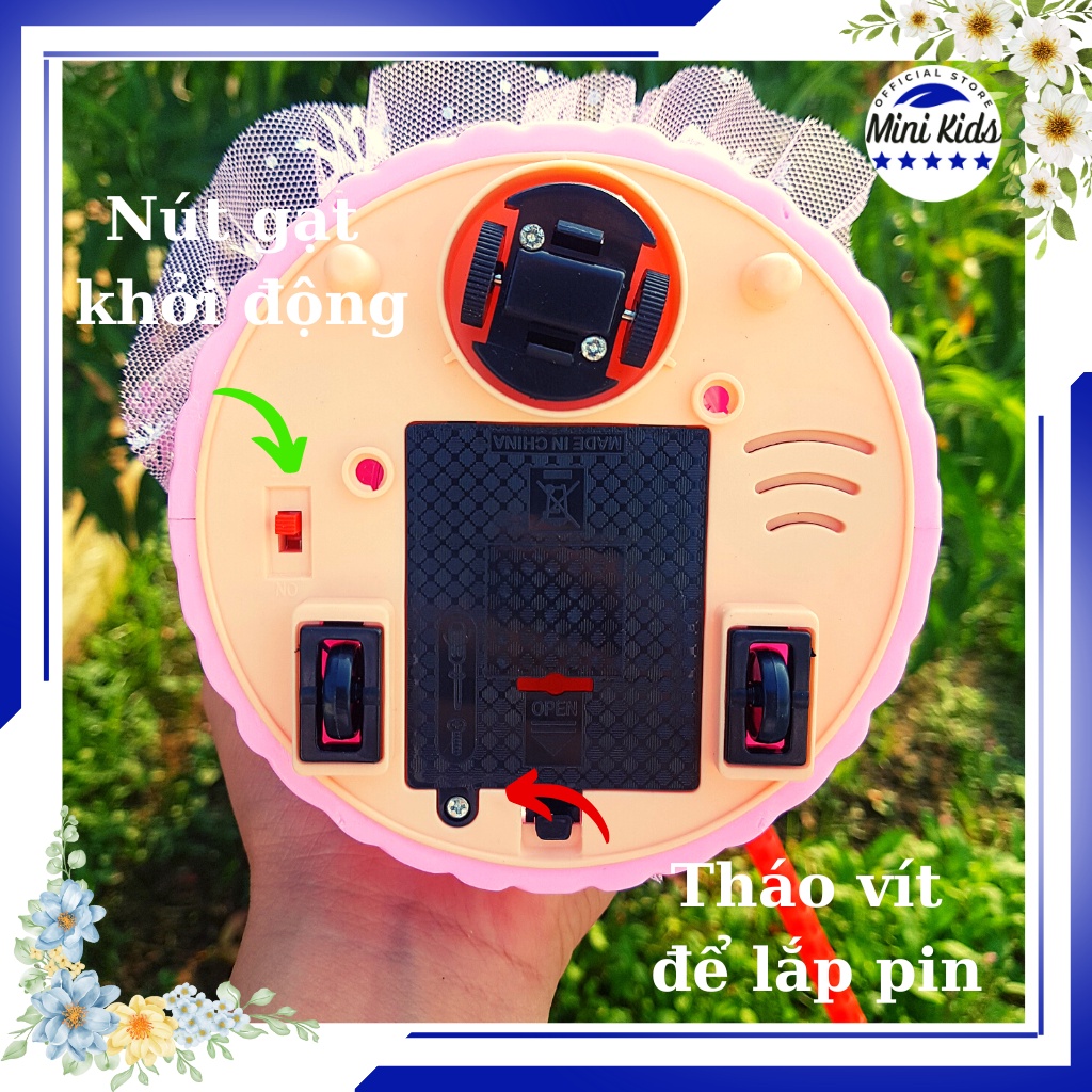 Búp bê công chúa bong bóng xoay 360º di chuyển thông minh, có tay cầm, có nhạc và ánh sáng đẹp mắt - tặng pin - MiniKids