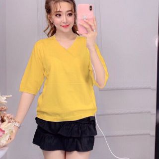 Áo len cổ V tay lỡ hàng nhập