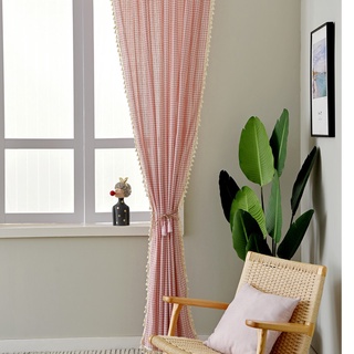 Rèm cửa sổ kẻ sọc màu hồng xinh xắn