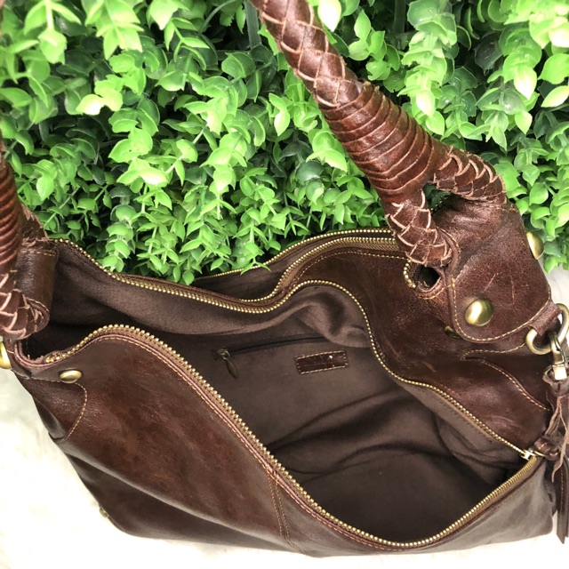 Túi xách kiểu dáng lạ,da thật,Hiệu