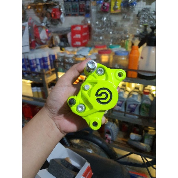 Heo brembo màu xanh lá cực nổi bật nha ae