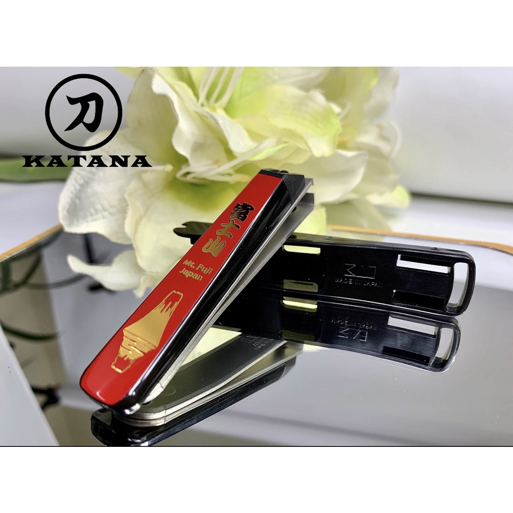Bấm móng tay Nhật KAI KE0500 hình núi Phú Sỹ - Kèm dũa và đựng móng thừa - BH 12 tháng 1 ĐỔI 1