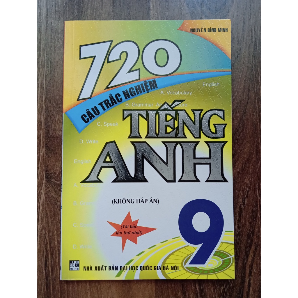 Sách - 720 Câu trắc nghiệm Tiếng Anh 9 (không đáp án)