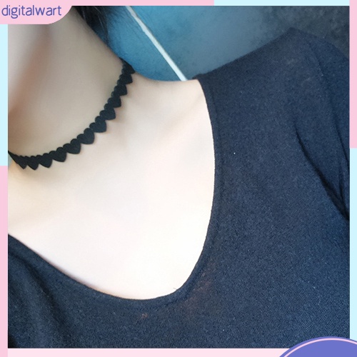 Dây chuyền choker phối nhung mặt trái tim cá tính dành cho nữ