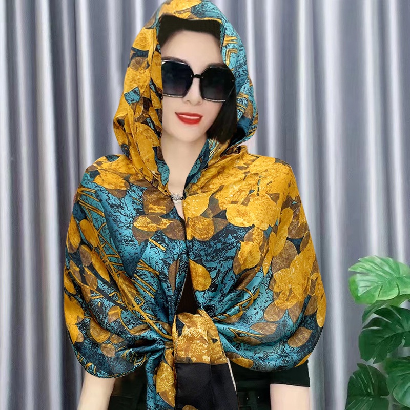 Mũ Trùm Đầu Kiêm Khăn Choàng Chống Nắng Thiết Kế Mới