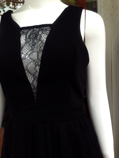 Đầm BCBG
