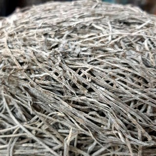 PHỔ TAI CẮT SỢI ( RONG BIỂN KHÔ NẤU CHÈ) 500gr