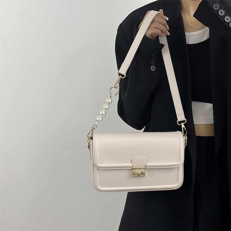 Túi Đeo Vai / Kẹp Nách Quai Ngọc Trai Mới