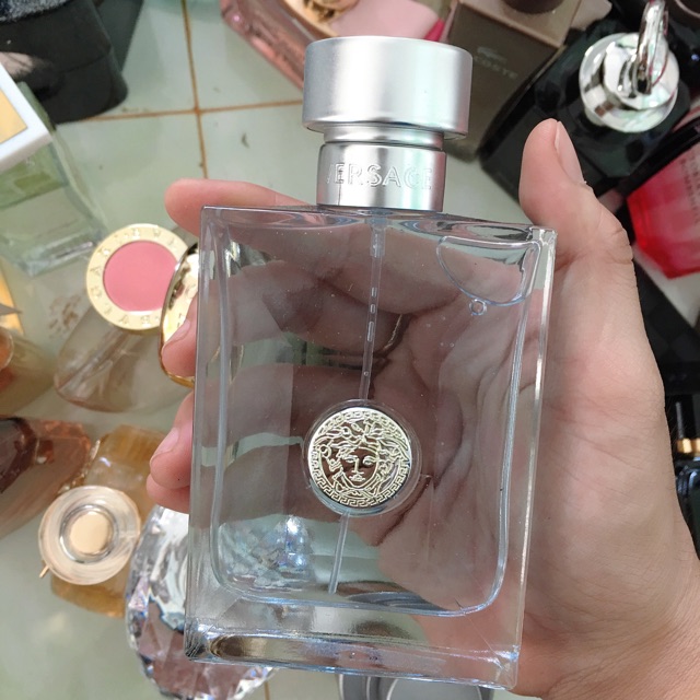 Thanh lý nước hoa si sân bay