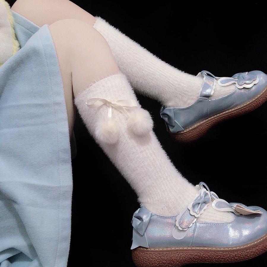 Tất Len Dày Dặn Giữ Ấm Đính Quả Bông Phong Cách Lolita Dễ Thương