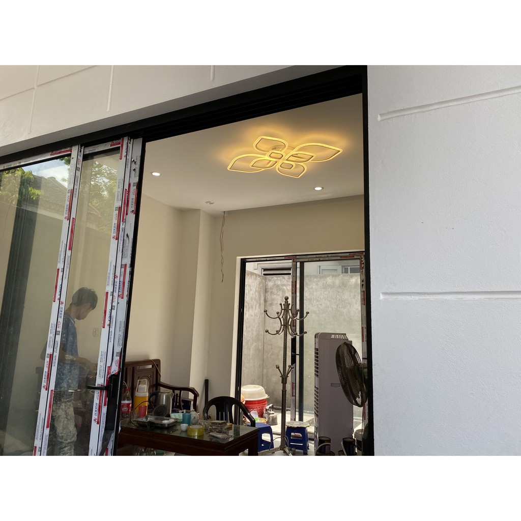 ĐÈN led ốp trần trang phòng khách-G02 đèn trang trí 8 cánh hình lá, có 3 chế độ sáng
