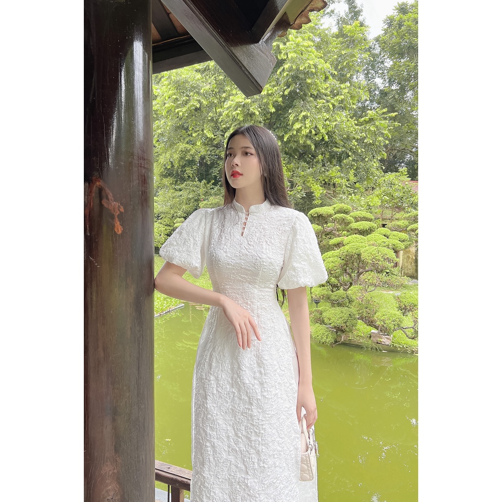Áo dài cách tân Diệp Liên