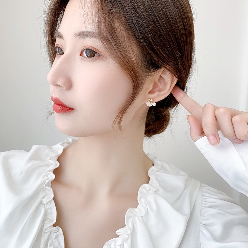 Bông Tai Hình Ngôi Sao Năm Cánh Đính Ngọc Trai Dễ Thương Ngọt Ngào Phong Cách Hàn Quốc