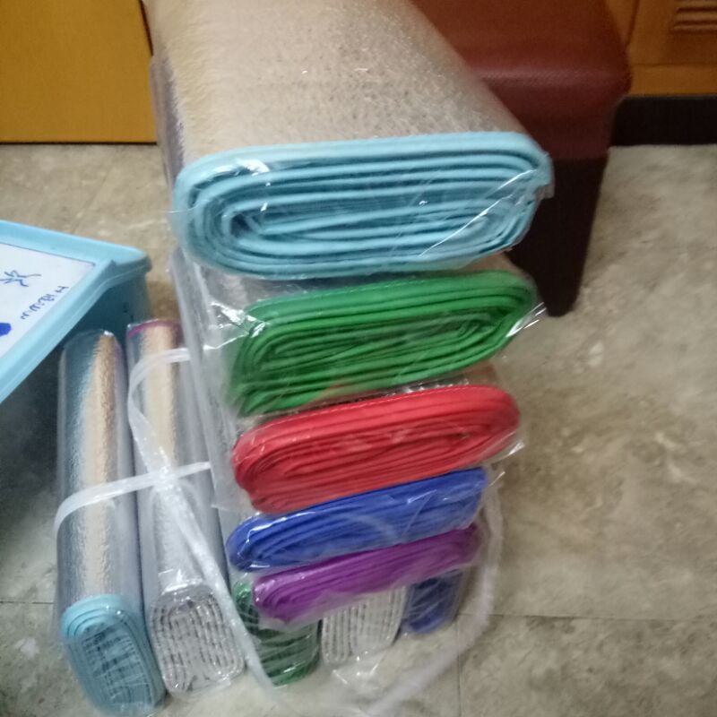 Chiếu ngủ văn phòng xếp gọn