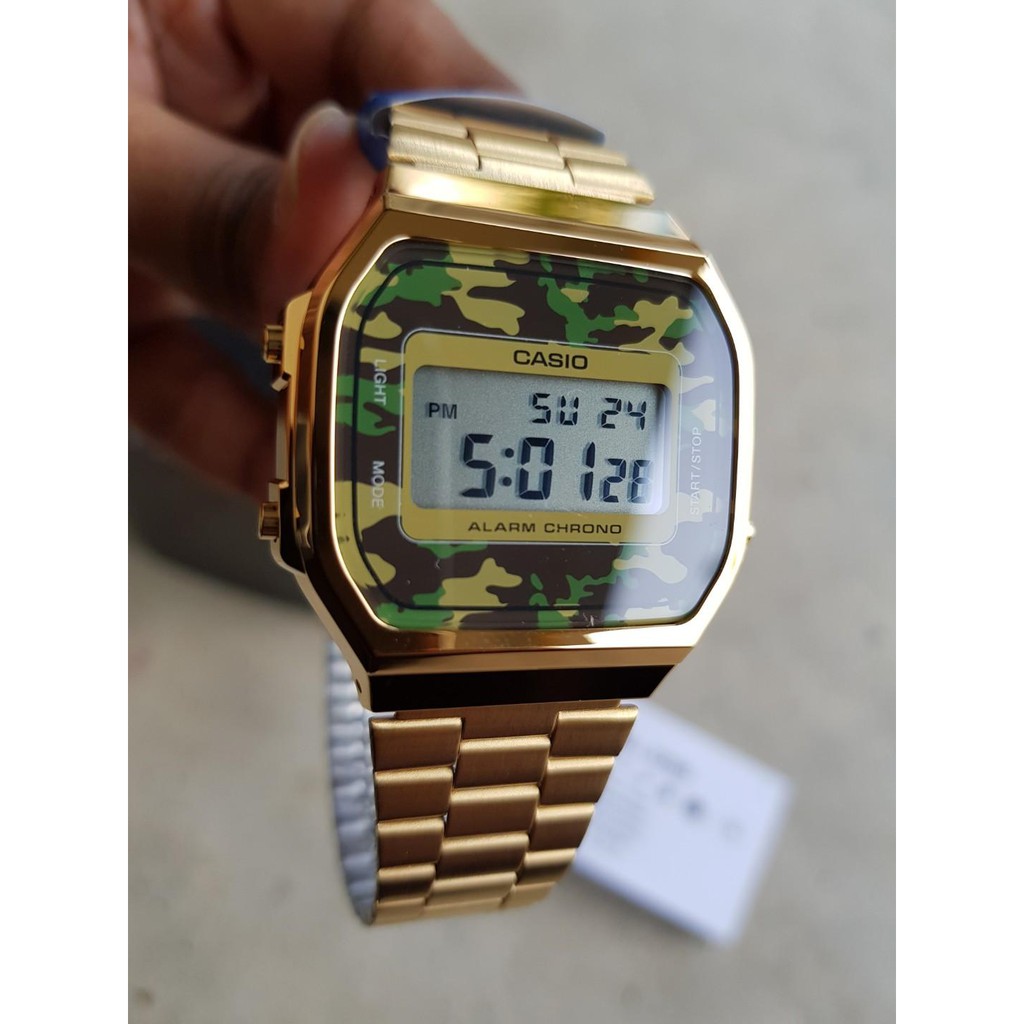 Đồng Hồ Nam Casio A168WEGC-3 chính hãng , Dây Kim Loại Mạ Vàng , Viền Mặt Xanh , chống nước , bảo hành 12 tháng .