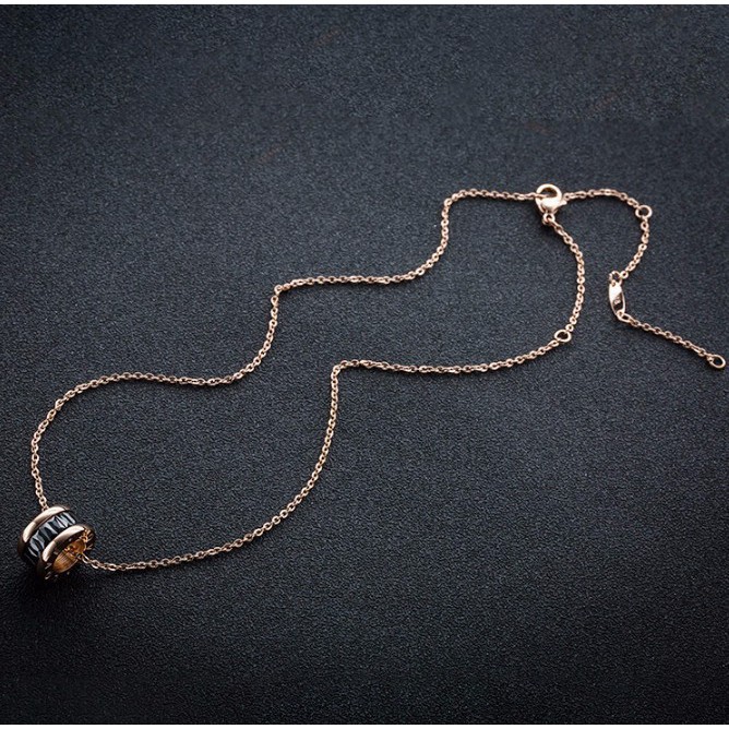 Dây Chuyền Khuyên Tròn Đính Đá Nhân Tạo Ti Tan Không Đen TT 0635