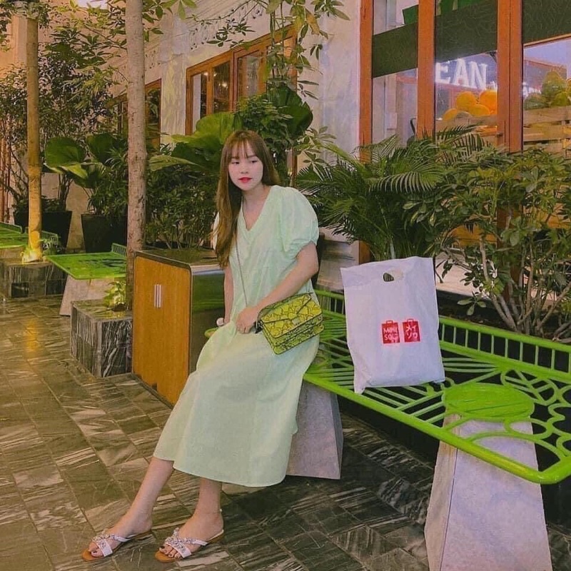 Dép lê bệt nữ quai vân da đính đá Full box MS-4241