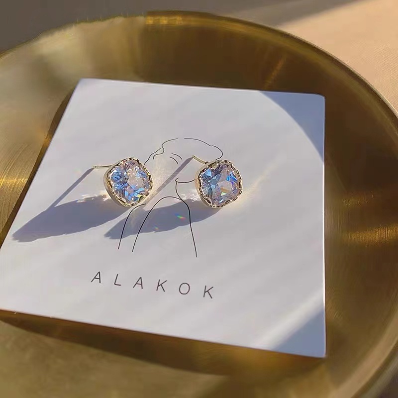 Bông Tai Mạ Bạc 925 Hình Vuông Đính Đá Lấp Lánh Phong Cách Retro Thời Trang Cho Nữ