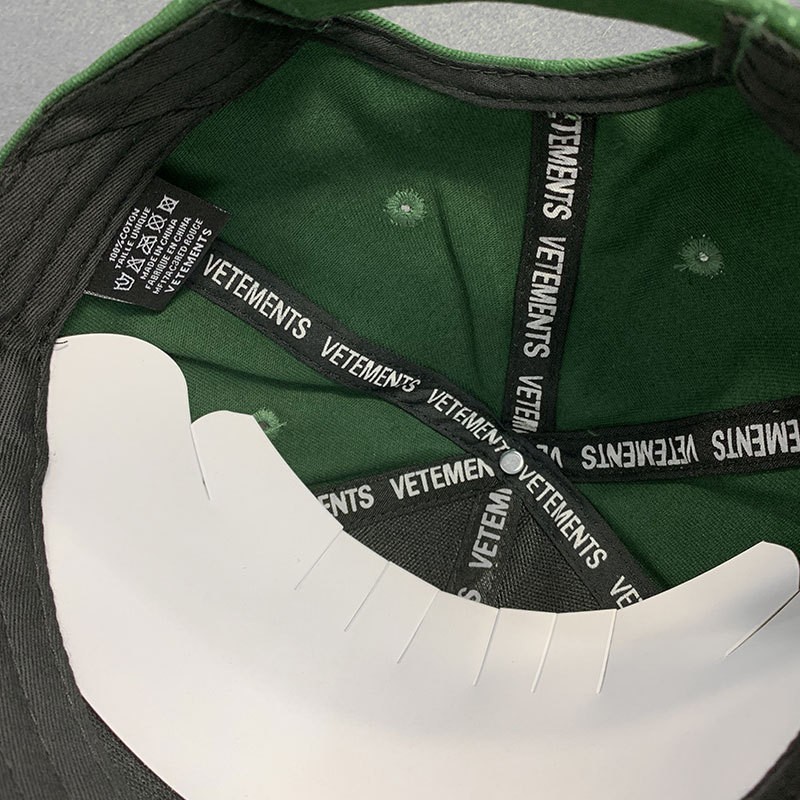 Mũ lưỡi trai Vetements logo cotton cap