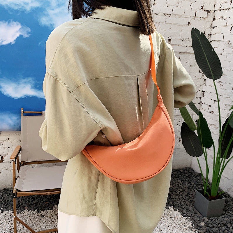Nylon Crossbody Bag Women's 2022 New Trendy Dumpling Bag Lightweight Small Shoulder Bag Underarm Bag All-Match Canvas Bag W1fW