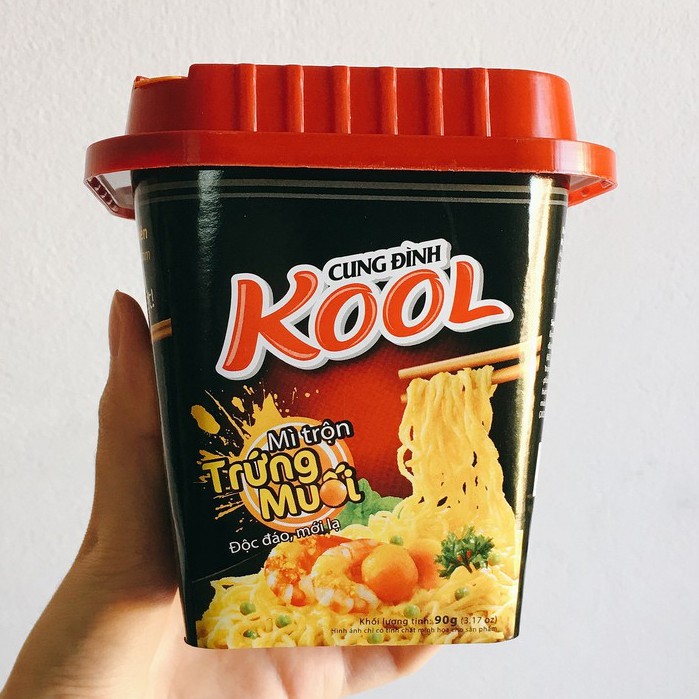 Mì trộn trứng muối Cung Đình Kool 90g