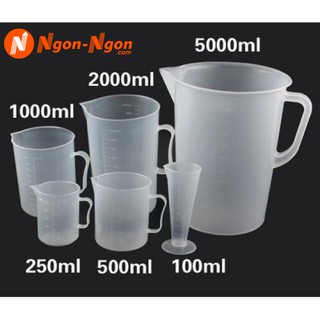 Ca nhựa trắng có chia vạch chia ml đong định lượng nước, chất lỏng...dùng cho pha chế, nấu ăn, làm bành