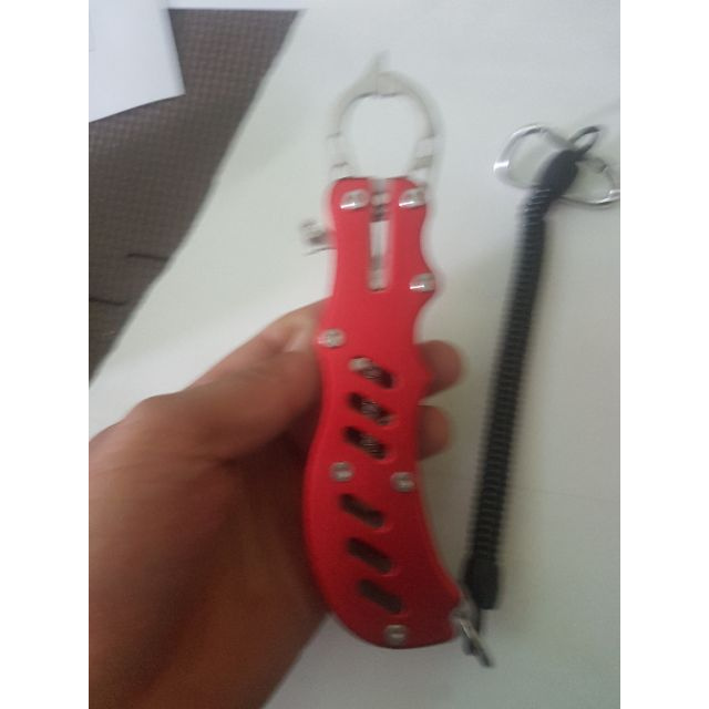 Kìm giữ cá kim loại cao cấp hàng hót giá rẻ