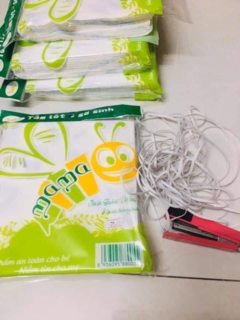 Tấm lót sơ sinh cho trẻ 1 gói 30 miếng