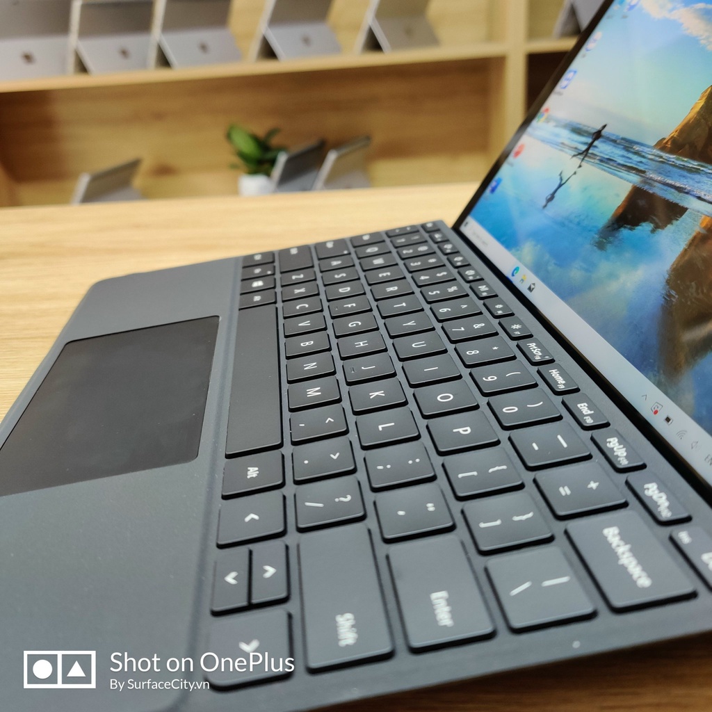 Microsoft Surface Go 2 Core M3/8GB/128GB LTE (Likenew) kèm phím 99% | WebRaoVat - webraovat.net.vn