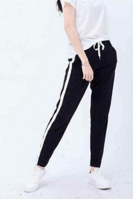 Quần jogger sọc thể thao