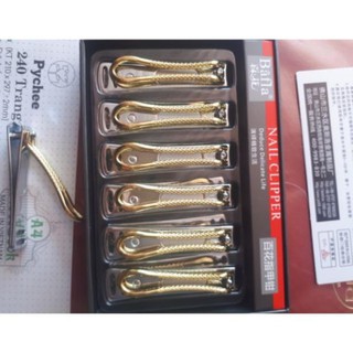 Bấm móng tay siêu sắc.màu vàng thời  trang hàng cao cấp