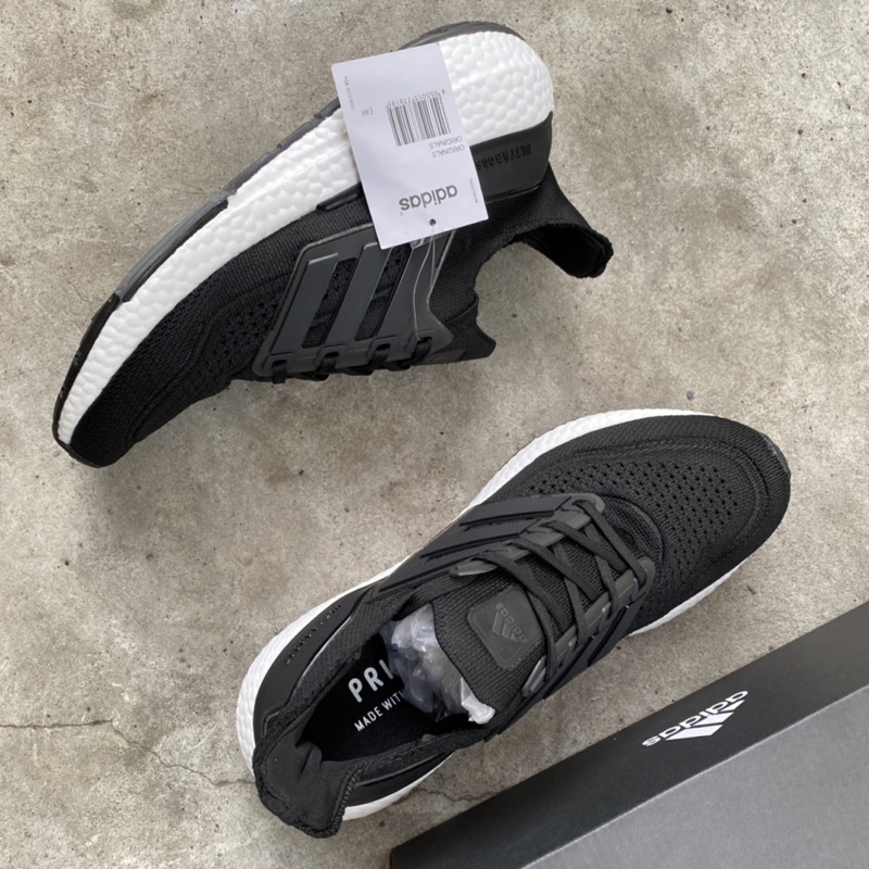 Giày ultraboost 2021 đen đế trắng nam, giầy chạy bộ