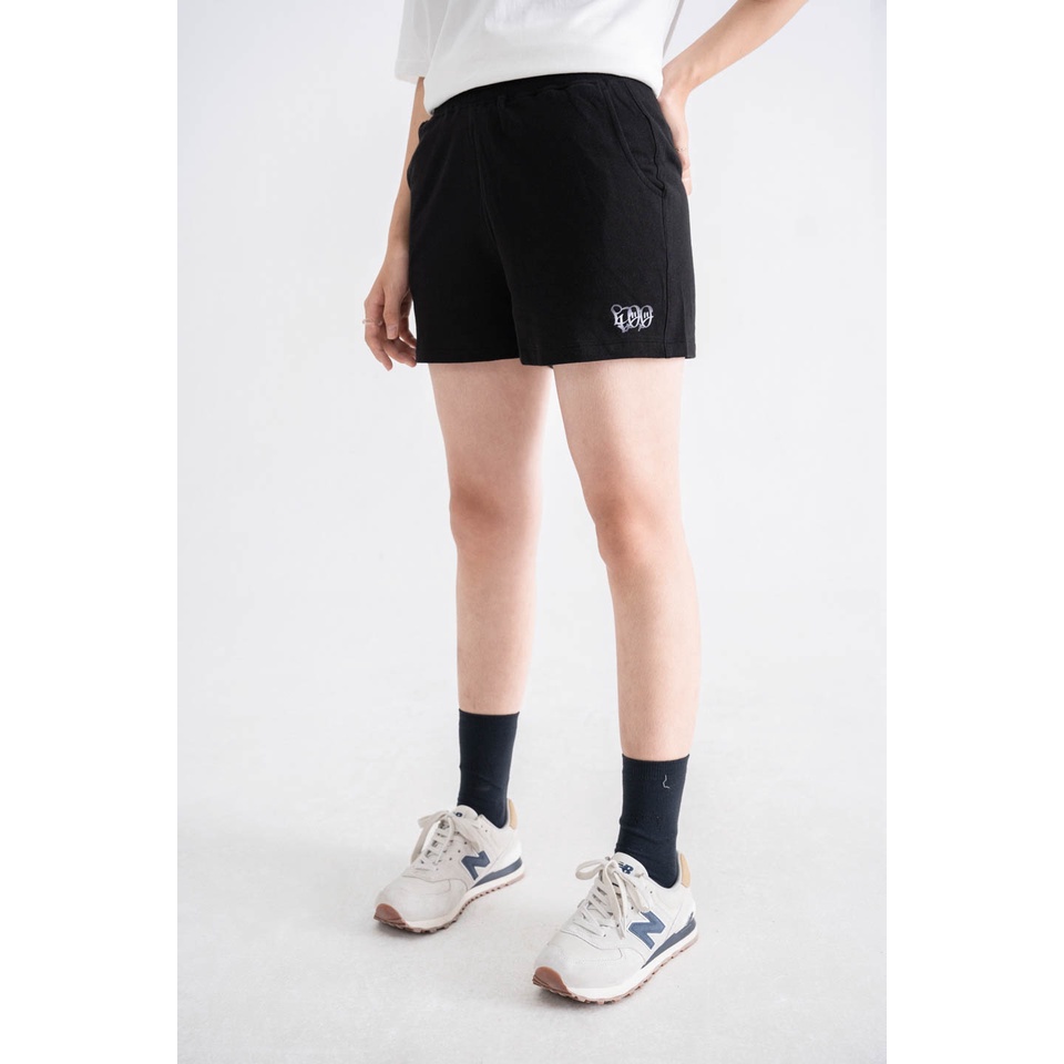 Quần Short BOO Nữ Dáng Rộng In Graphic Essential 02