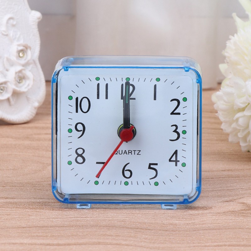 Đồng hồ báo thức để bàn hình vuông bằng nhựa chất lượng cao