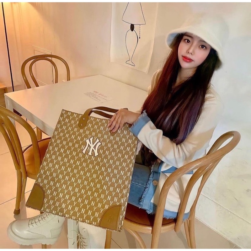 (TQXK 1:1) Sẵn túi tote  3 màu xanh đen vàng