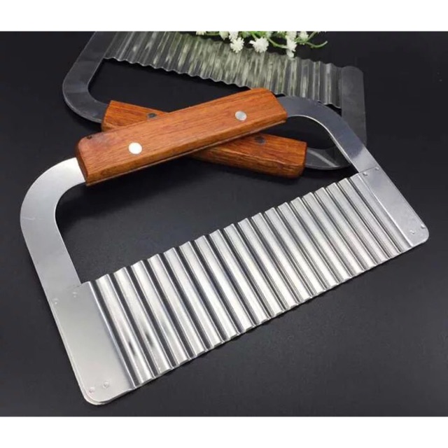 Dụng cụ cắt khoai tây củ quả lượn sóng cán gỗ