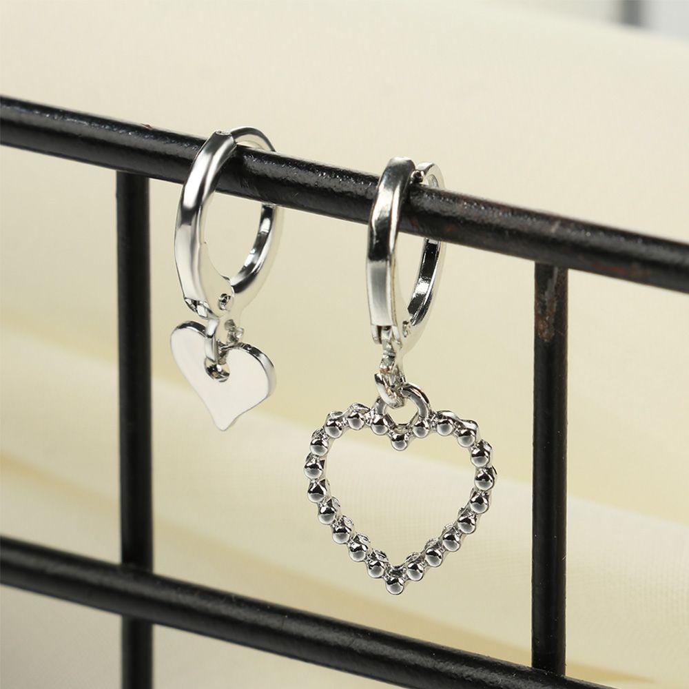 Bông tai hình trái tim bất đối xứng thiết kế thời trang cho nữ