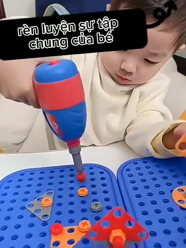 Bộ đồ chơi kỹ sư lắp ráp kèm khoan điện