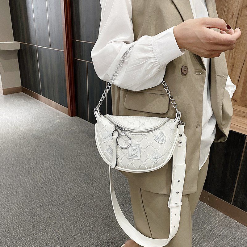 Túi chéo ngực đeo một bên vai phối chuỗi xích vintage thời trang phong cách nước ngoài