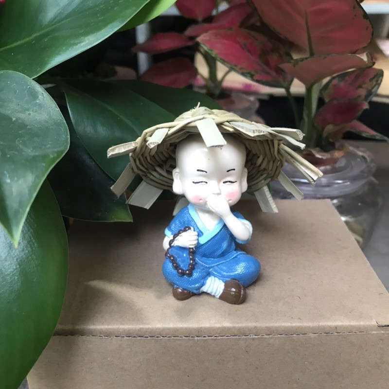 bộ tượng bốn chú tiểu đội mũ rơm( bộ tượng bốn không )